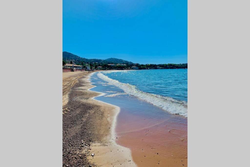 Superbe 4 Couchages Avec Terrasse - Clim - 50M De La Mer แซ็งต์-ราฟาเอล ภายนอก รูปภาพ